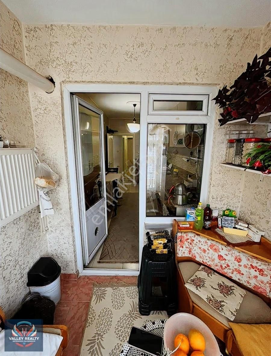 Valleyden Çobançeşmede 5+1 Dubleks Masrafsız Daire - Görsel 2