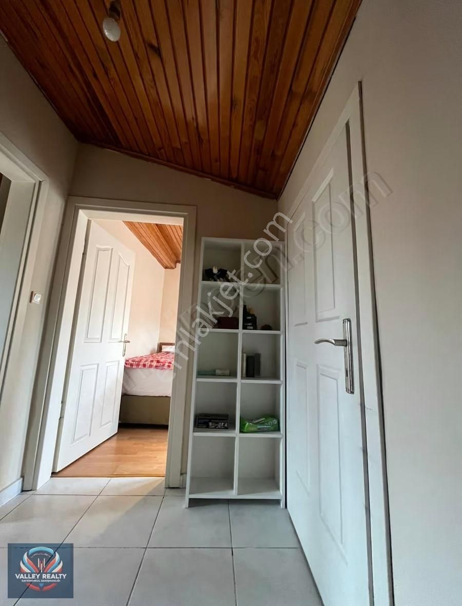 Valleyden Çobançeşmede 5+1 Dubleks Masrafsız Daire - Görsel 12