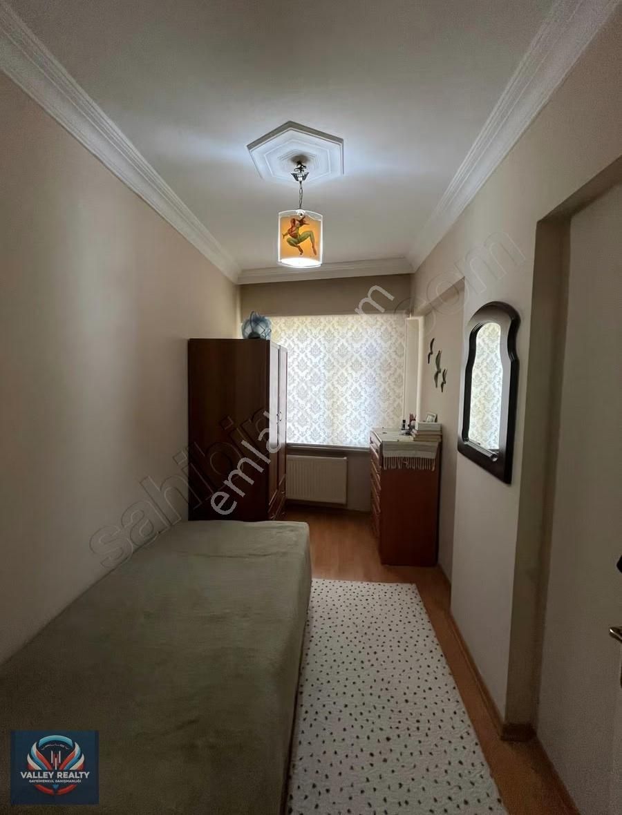 Valleyden Çobançeşmede 5+1 Dubleks Masrafsız Daire - Görsel 24