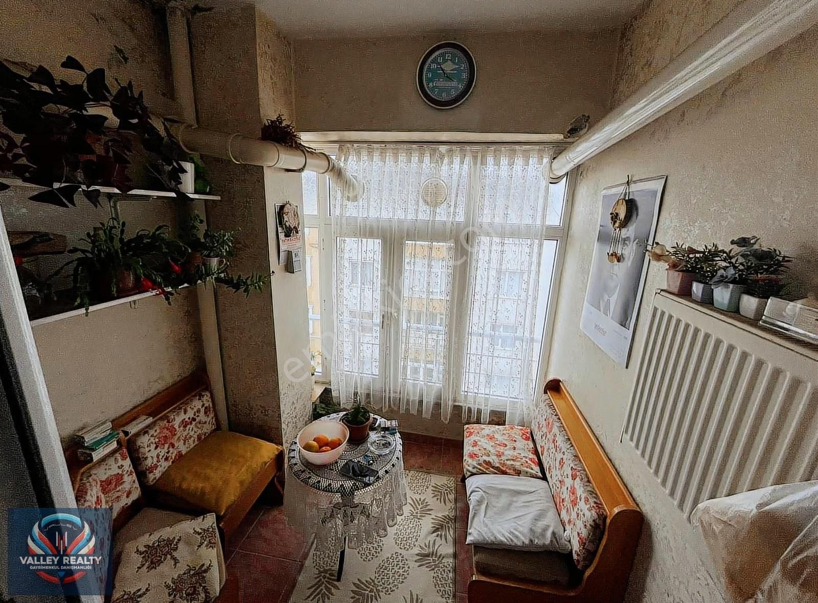 Valleyden Çobançeşmede 5+1 Dubleks Masrafsız Daire - Görsel 22