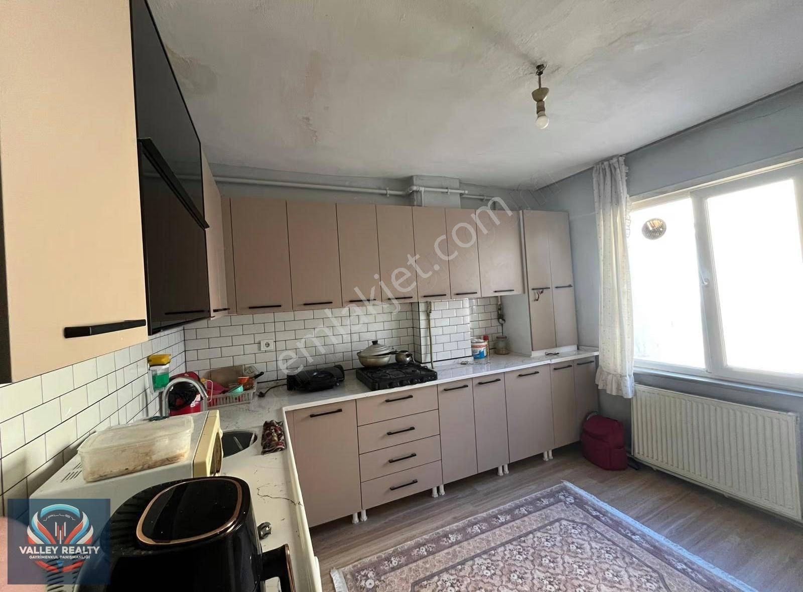 Valleyden Şeyhsinan Mah. Geniş Metrekareli 3+1 Satılık Daire! - Görsel 15