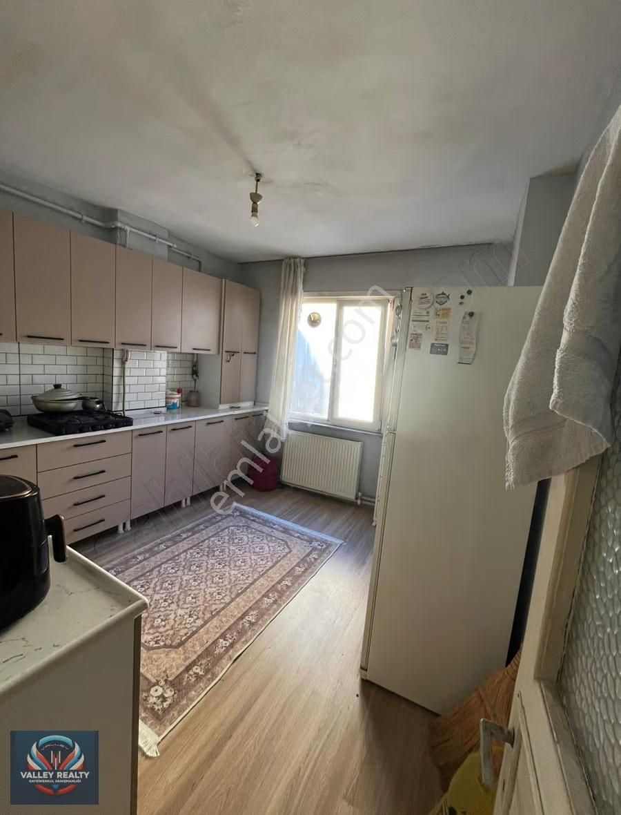 Valleyden Şeyhsinan Mah. Geniş Metrekareli 3+1 Satılık Daire! - Görsel 7