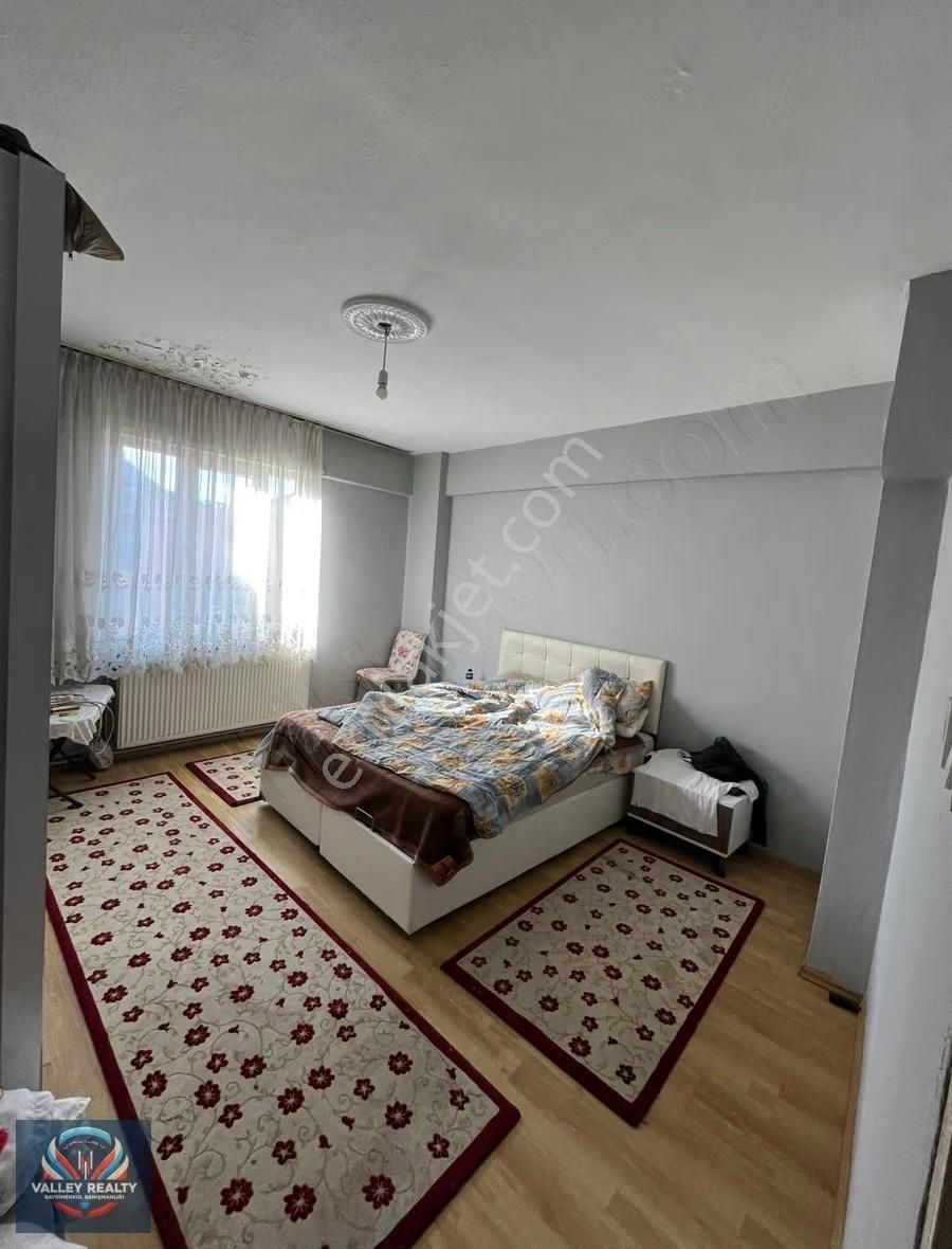 Valleyden Şeyhsinan Mah. Geniş Metrekareli 3+1 Satılık Daire! - Görsel 4