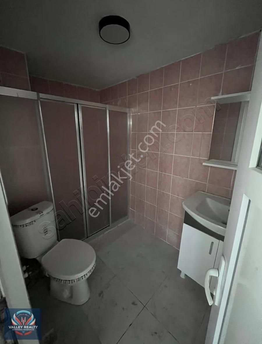 Valleyden Reşadiye Mah. Geniş Metrekareli Dubleks Satılık Daire - Görsel 23