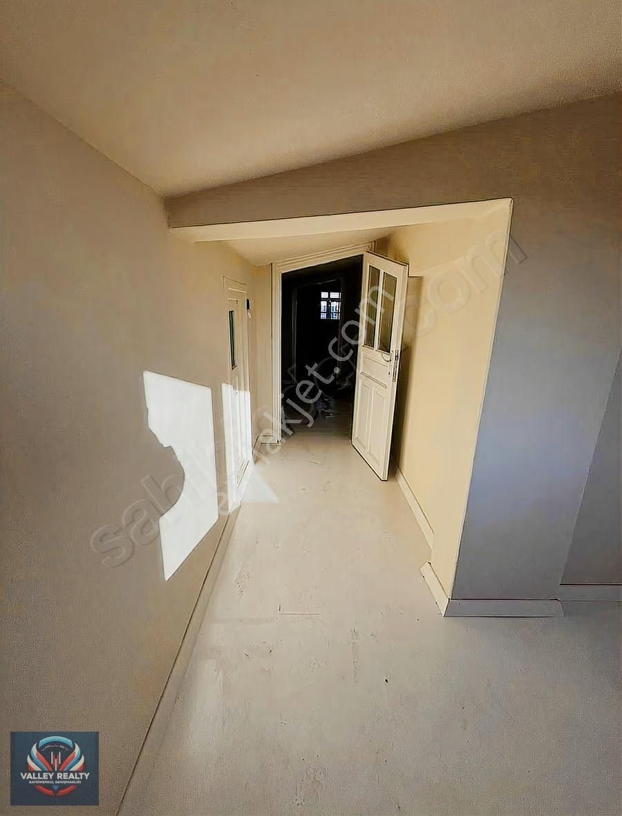 Valleyden Reşadiye Mah. Geniş Metrekareli Dubleks Satılık Daire - Görsel 21