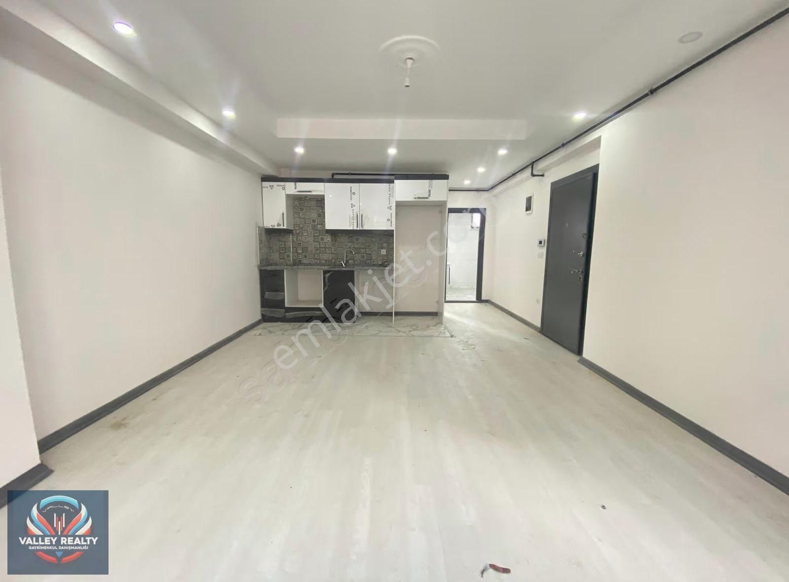 Kemalettin Mah. Kocatepe Camii Civarı,sıfır,1+1,iskanlı - Görsel 12