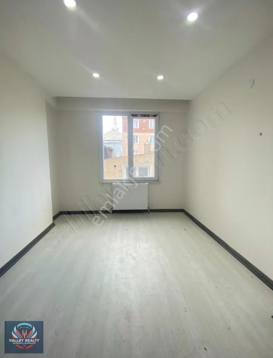 Kemalettin Mah. Kocatepe Camii Civarı,sıfır,1+1,iskanlı - Görsel 15