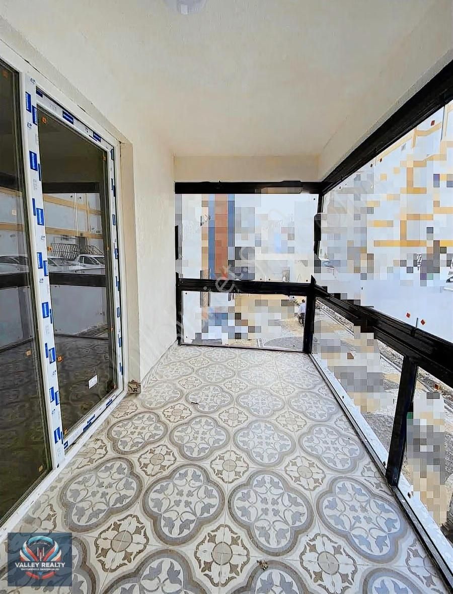 Valleyden Şeyhsinan Mah. Kervancı Civarı 1+1 Satılık Daire - Görsel 5