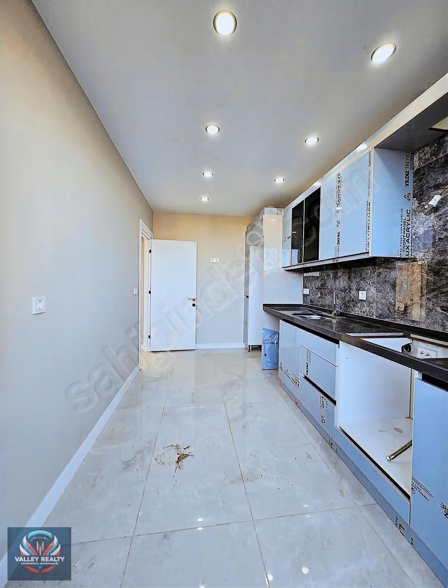 Valleyden Önerler Mahallesinde Köşe Konumlu 2+1 Satılık Villa! - Görsel 31