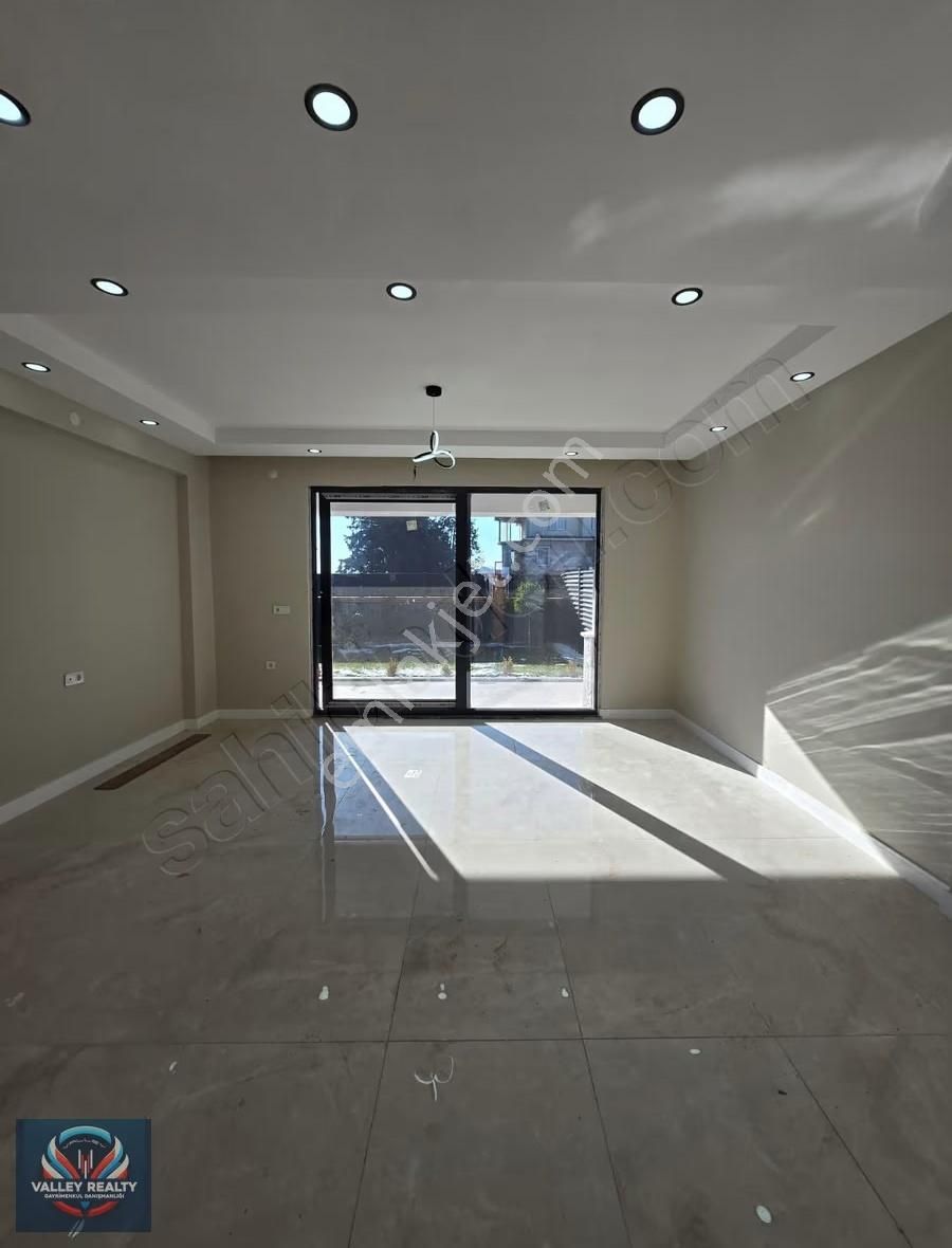 Valleyden Önerler Mahallesinde Köşe Konumlu 2+1 Satılık Villa! - Görsel 30