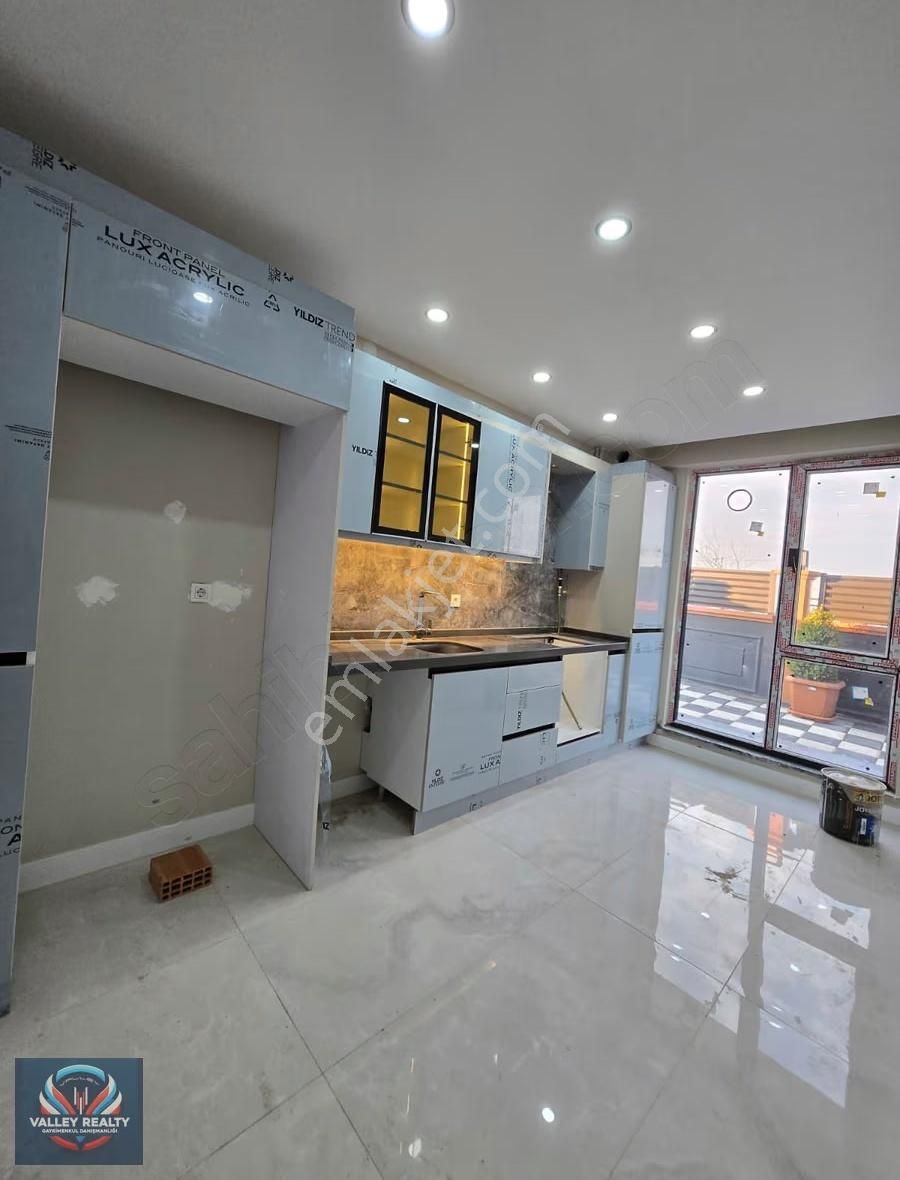 Valleyden Önerler Mahallesinde Köşe Konumlu 2+1 Satılık Villa! - Görsel 5