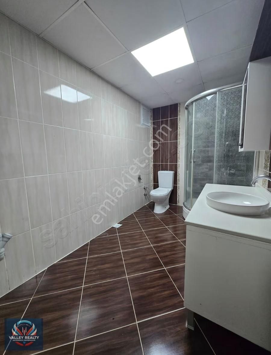 Valleyden Hürriyet Mah.ferah Ve Modern 3+1 Satılık Daire!! - Görsel 17