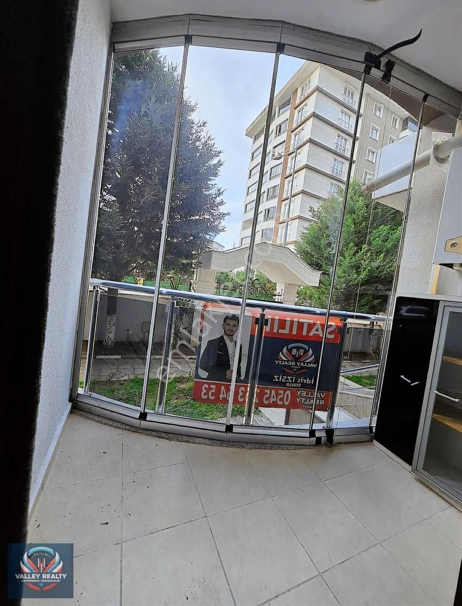 Valleyden Hürriyet Mah.ferah Ve Modern 3+1 Satılık Daire!! - Görsel 22