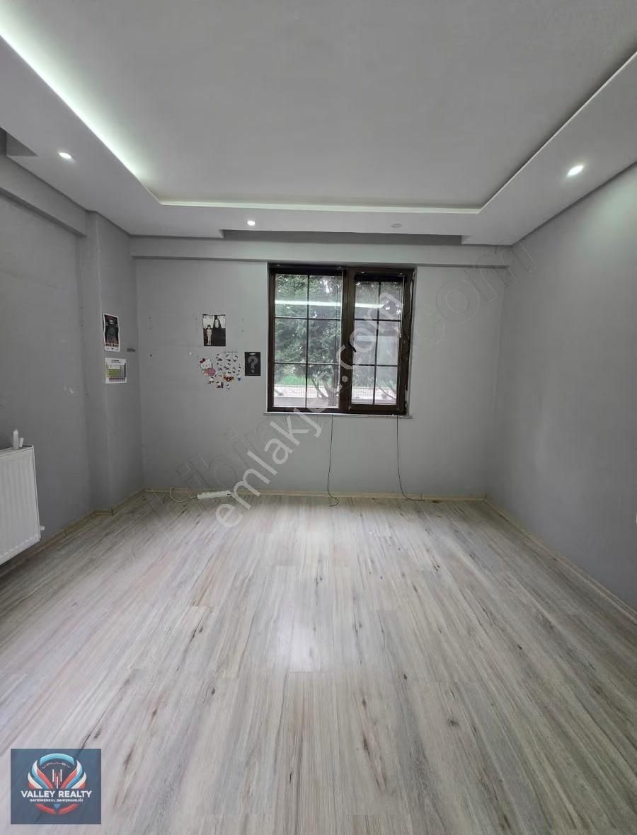 Valleyden Hürriyet Mah.ferah Ve Modern 3+1 Satılık Daire!! - Görsel 18