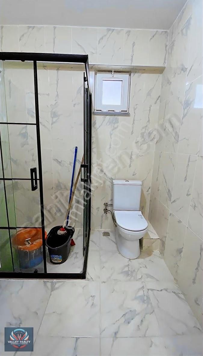 Valleyden Şeyhsinan Mah. Cemal Gürsel Bulvarında,sıfır,1+1 - Görsel 12