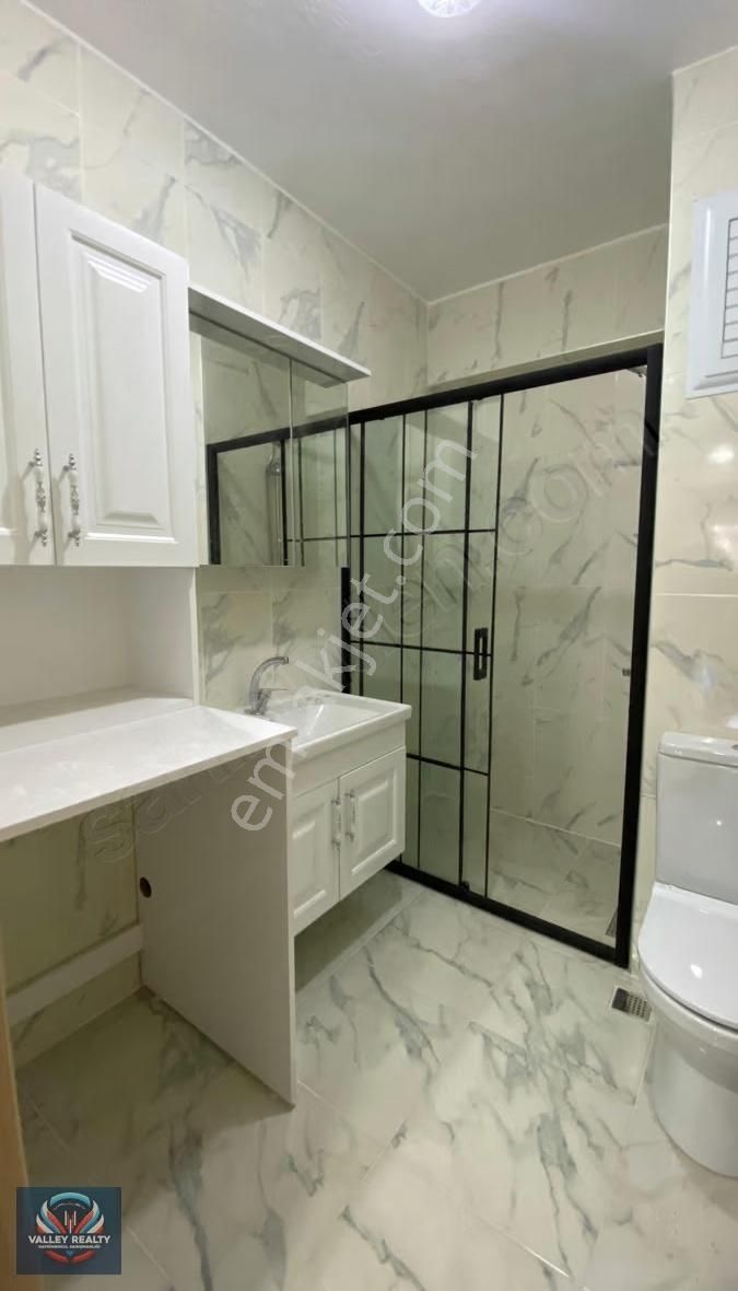 Valleyden Şeyhsinan Mah.cemal Gürsel Bulvarında 2+1,sıfır Daire - Görsel 18