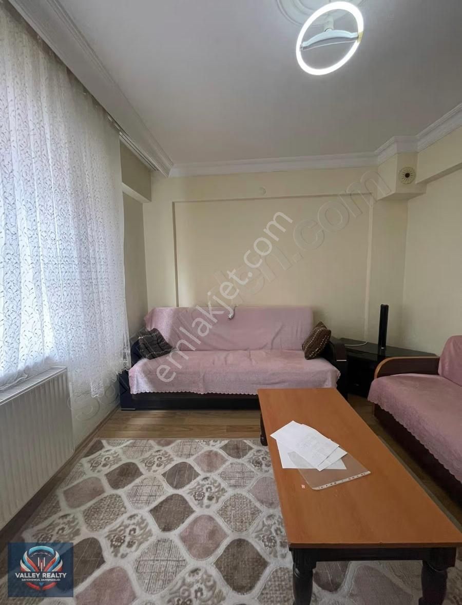 Valleyden Muhittin Mahallesinde 2+1 100 M² Satılık Daire !! - Görsel 3