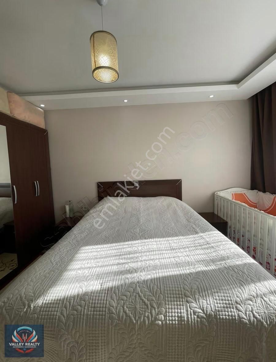 Valleyden Hürriyet Mah. Geniş Ve Konforlu 3+1 Satılık Daire! - Görsel 6