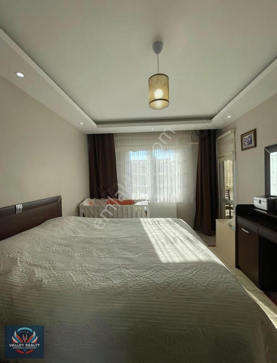 Valleyden Hürriyet Mah. Geniş Ve Konforlu 3+1 Satılık Daire! - Görsel 26