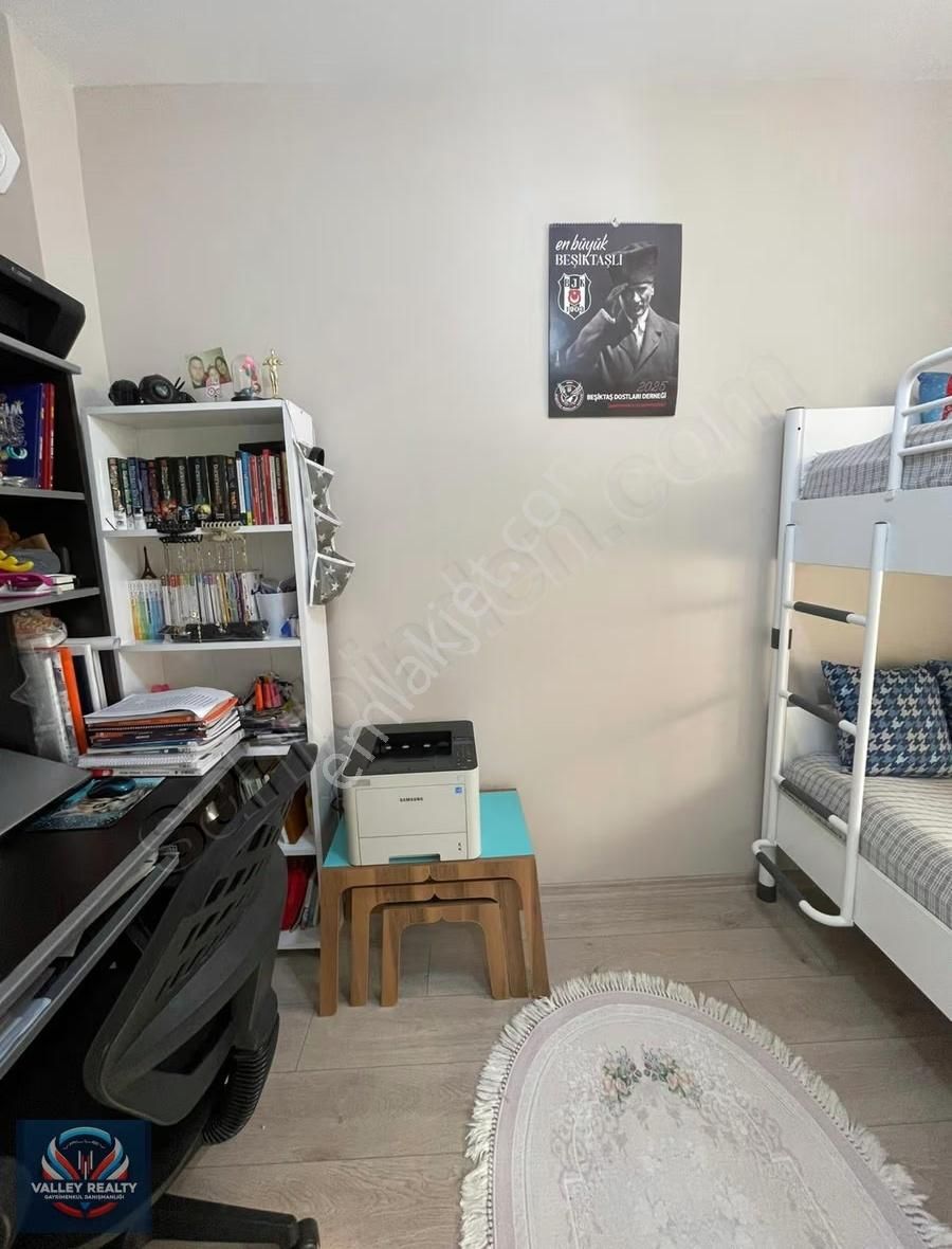 Valleyden Hürriyet Mah. Geniş Ve Konforlu 3+1 Satılık Daire! - Görsel 13