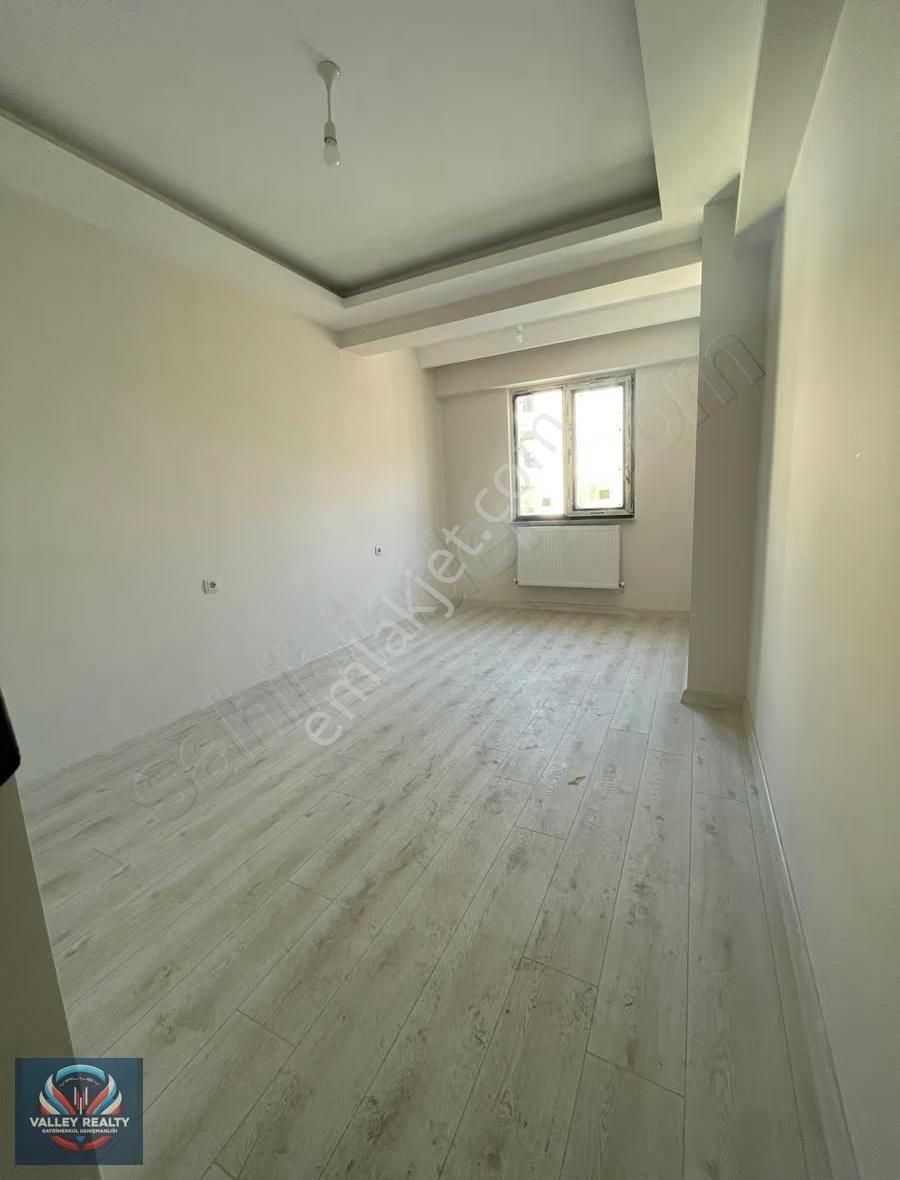 Valleyden Hatip Mahallesinde Site İçinde Kat Seçenekli Daire !! - Görsel 3