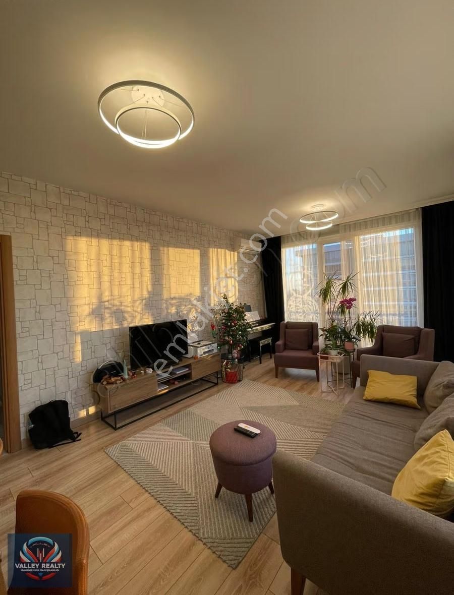 Valleyden Sosyal Alanlarıyla Ayrıcalıklı, Geniş Ve 2+1 Daire - Görsel 14