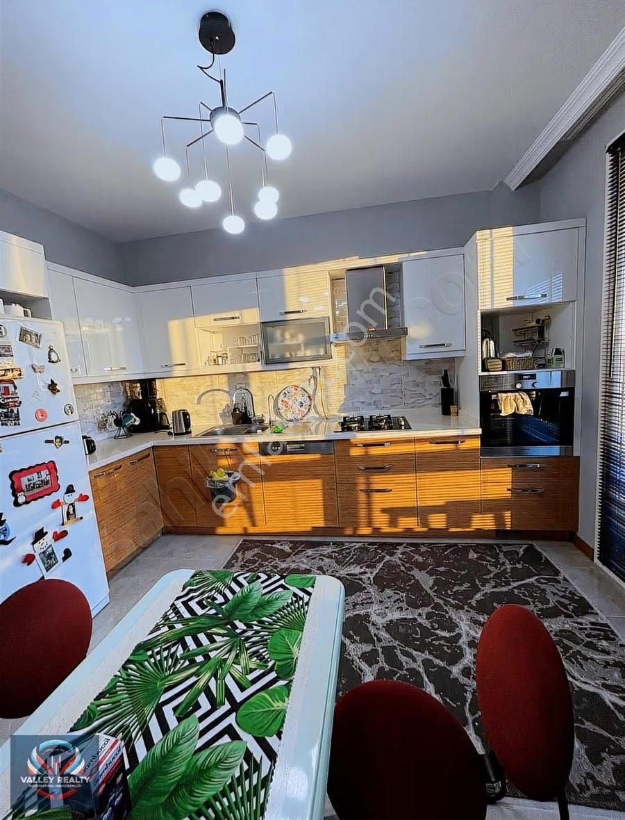 Valleyden Sosyal Alanlarıyla Ayrıcalıklı, Geniş Ve 2+1 Daire - Görsel 13