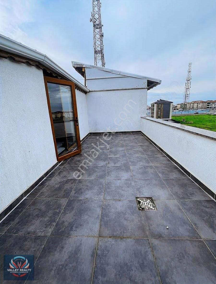 Valleyden Nusratiye Mah. Teraslı 4+1 Dubleks Satılık Daire! - Görsel 16