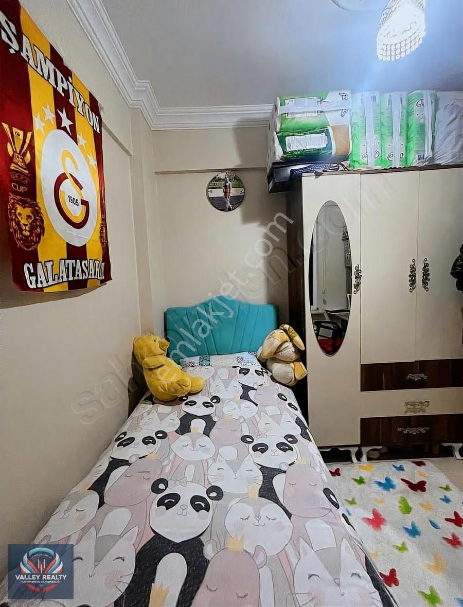 Çobançeşme Mahallesinde Geniş Metrekareli 3+1 Satılık Daire! - Görsel 6