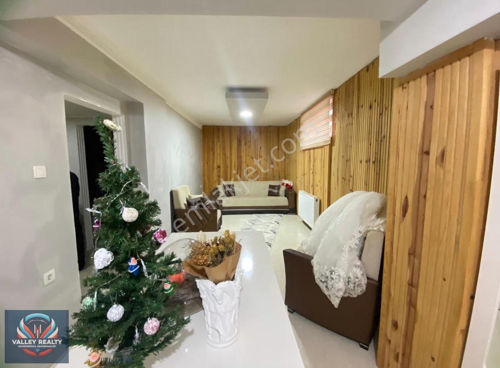 Valleyden Reşadiye Mahallesinde Satılık 4+1 Ters Dubleks! - Görsel 17