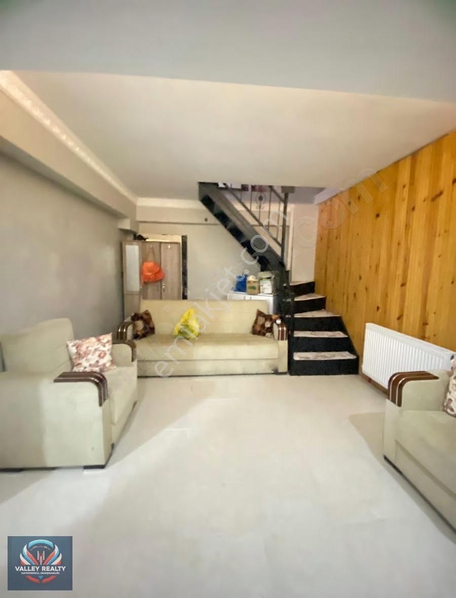 Valleyden Reşadiye Mahallesinde Satılık 4+1 Ters Dubleks! - Görsel 26