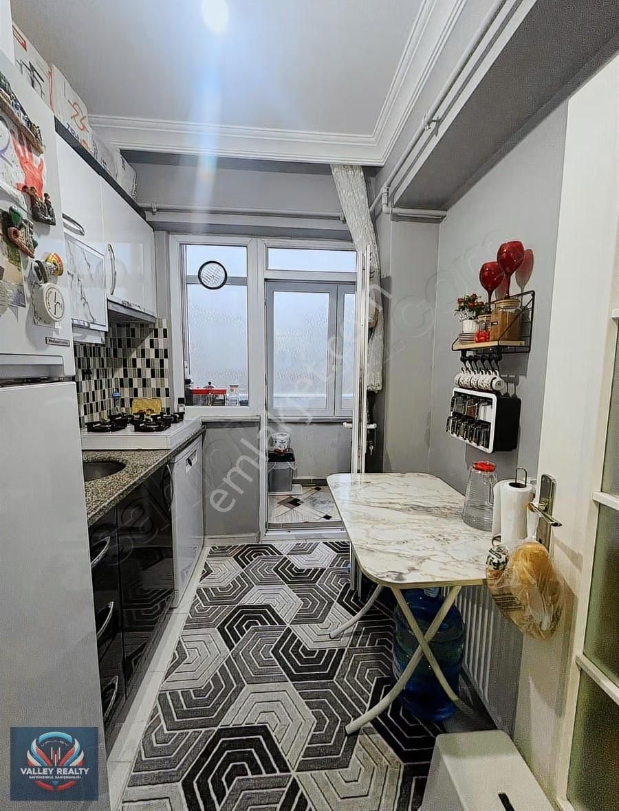 Valleyden Çobançeşme Mah. Asansörlü, Balkonlu 2+1 Satılık Daire - Görsel 4