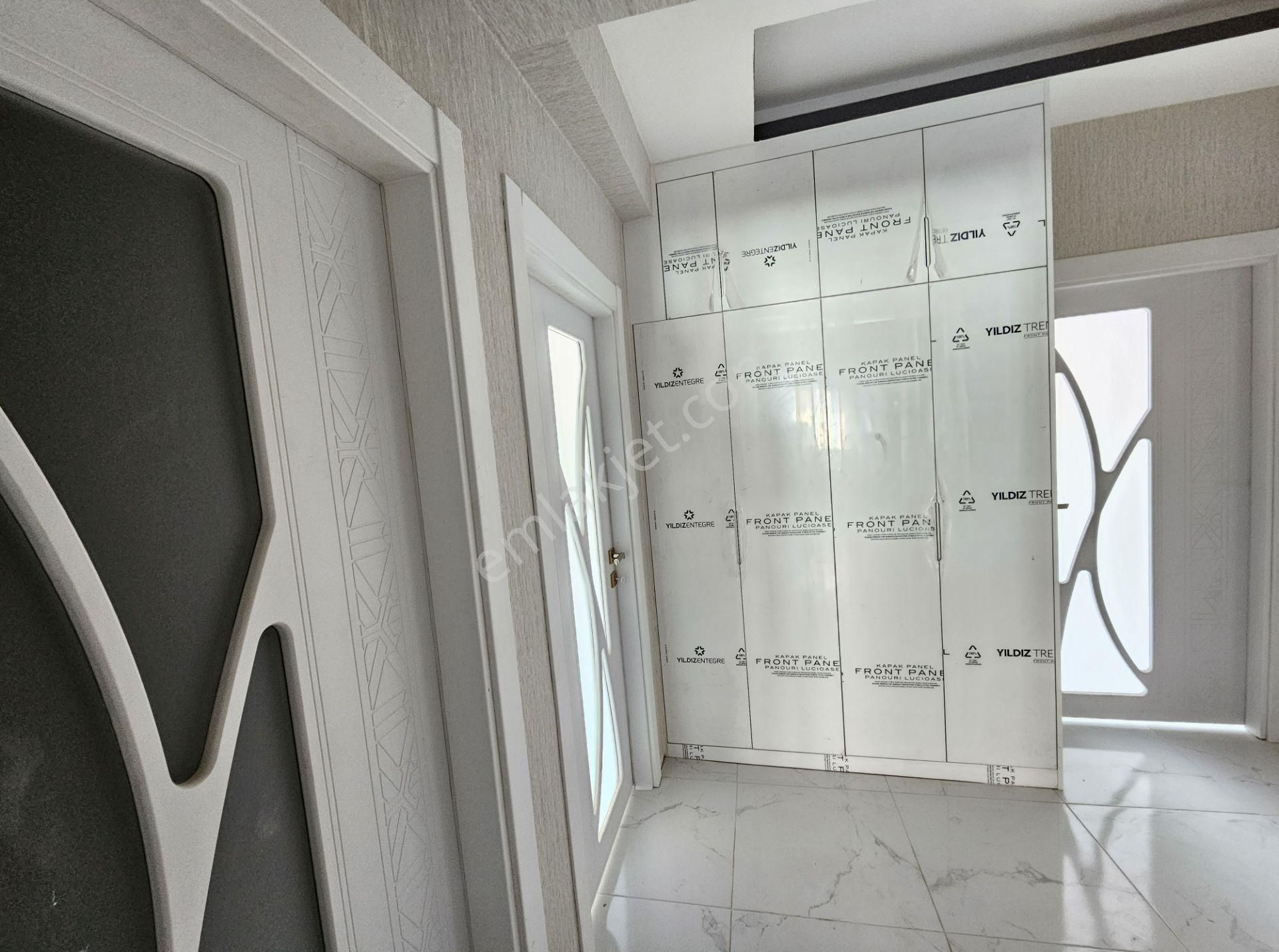 Hüsamettin Çelebi Mahallesinde 4+1 Satılık Arakat Lüx Sıfır Daire - Görsel 4