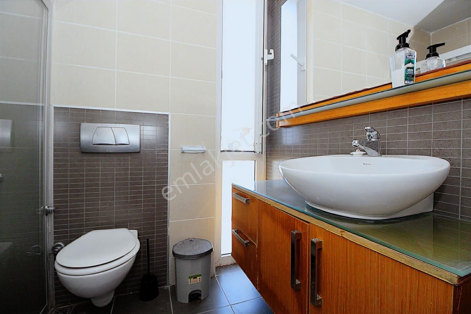 Kadriye'de Havuzlu Eşyalı Tripleks Villa | Tekce - Görsel 7