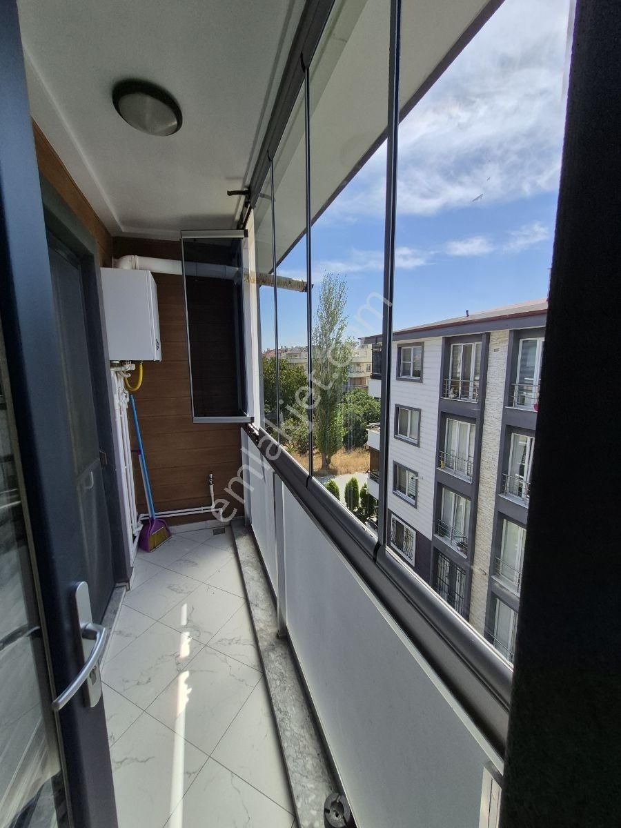 Site İçi Doğalgazlı 1+1 Eşyalı - Görsel 14