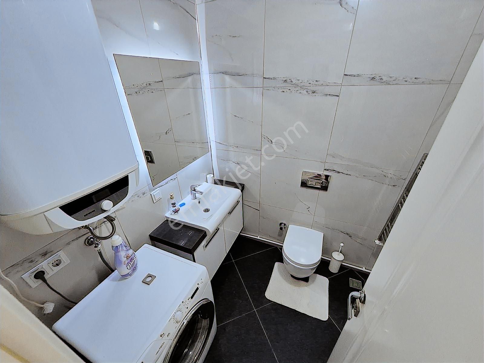 Site İçi Doğalgazlı 1+1 Eşyalı - Görsel 12