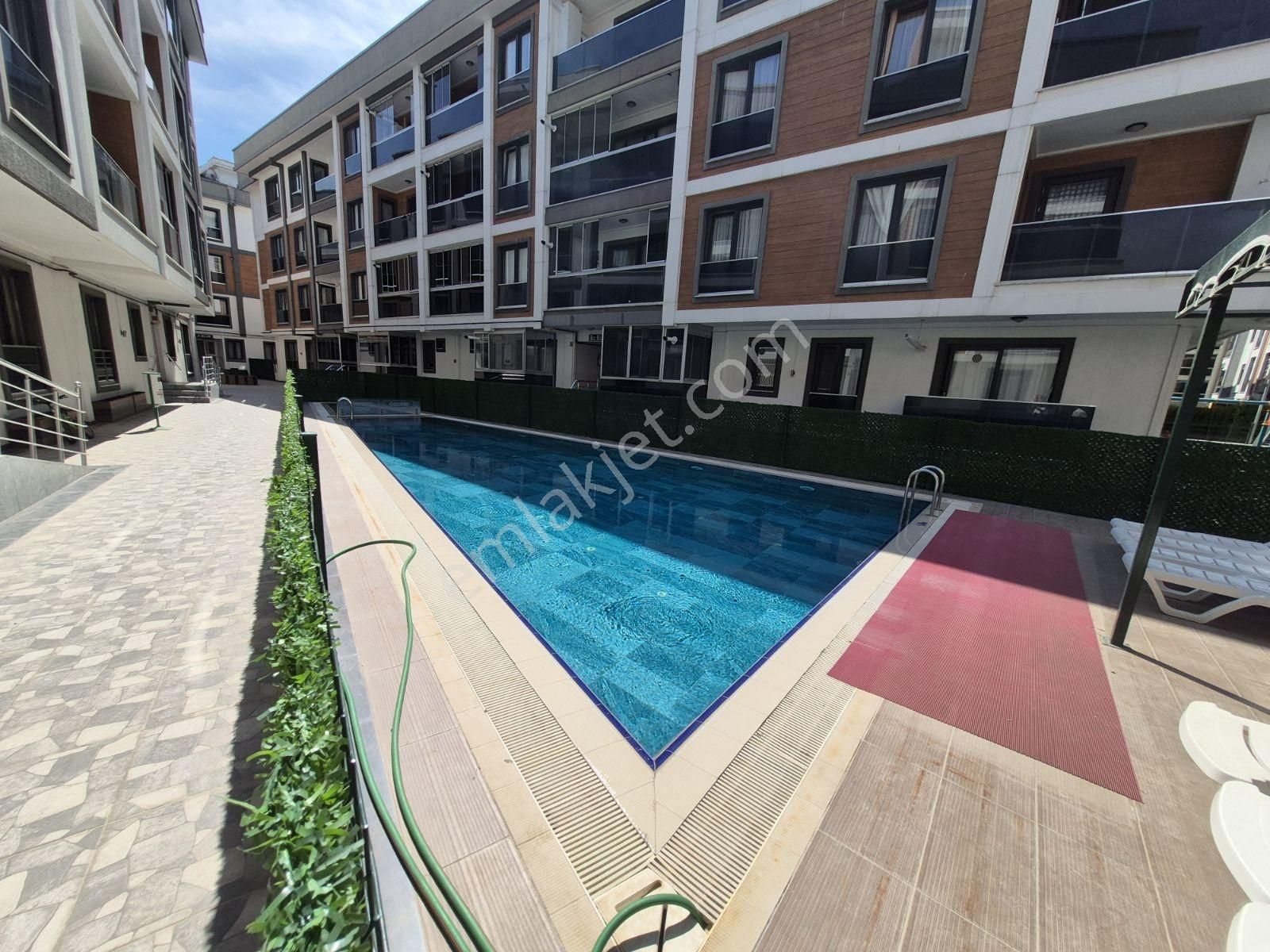 Site İçi Doğalgazlı 1+1 Eşyalı