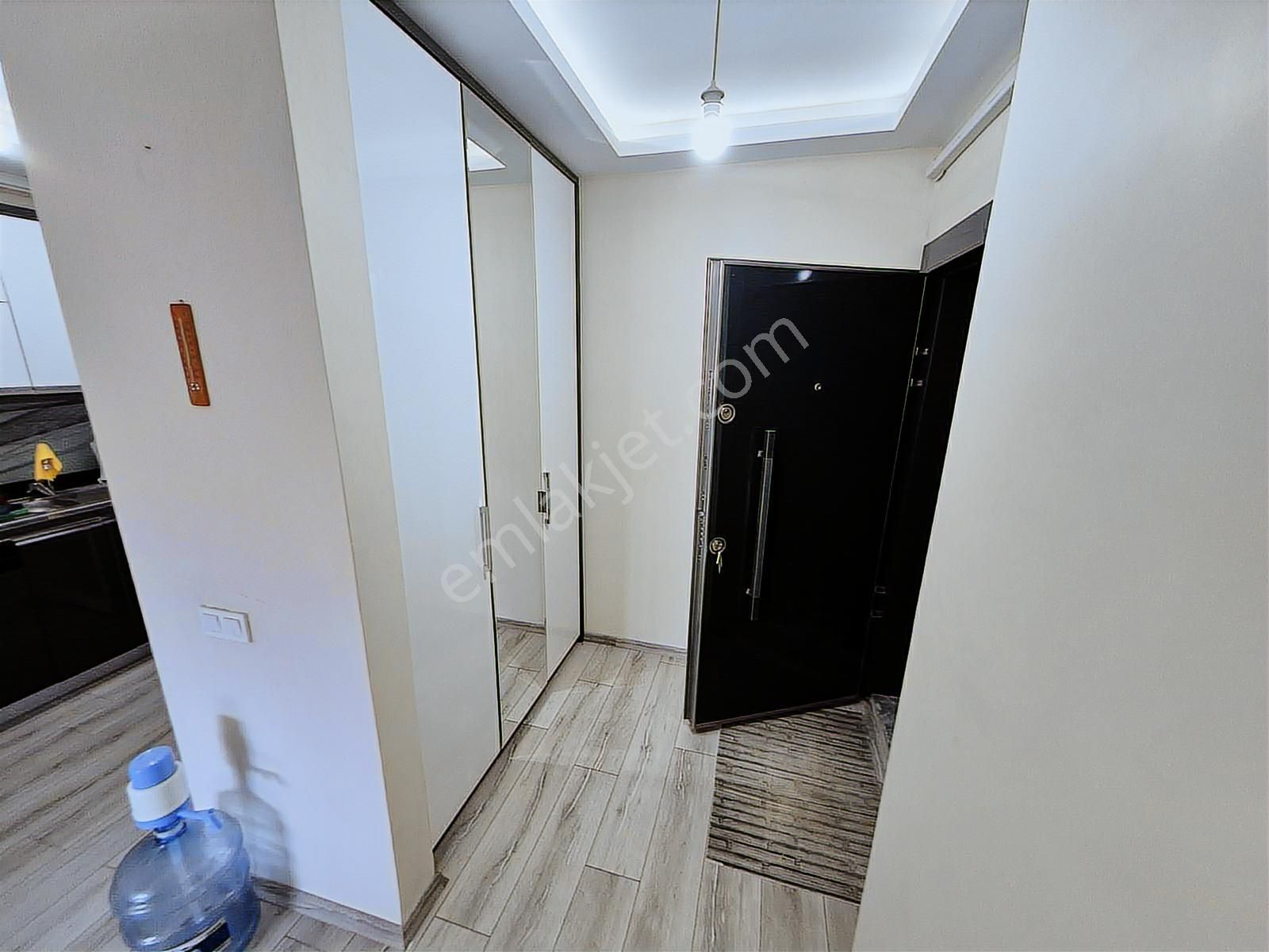 Site İçi Doğalgazlı 1+1 Eşyalı - Görsel 13