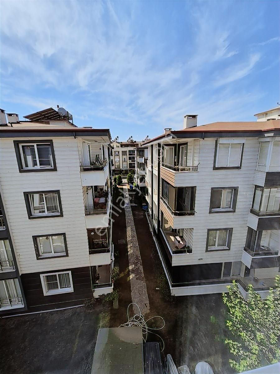 Site İçi Doğalgazlı 1+1 Eşyalı - Görsel 18