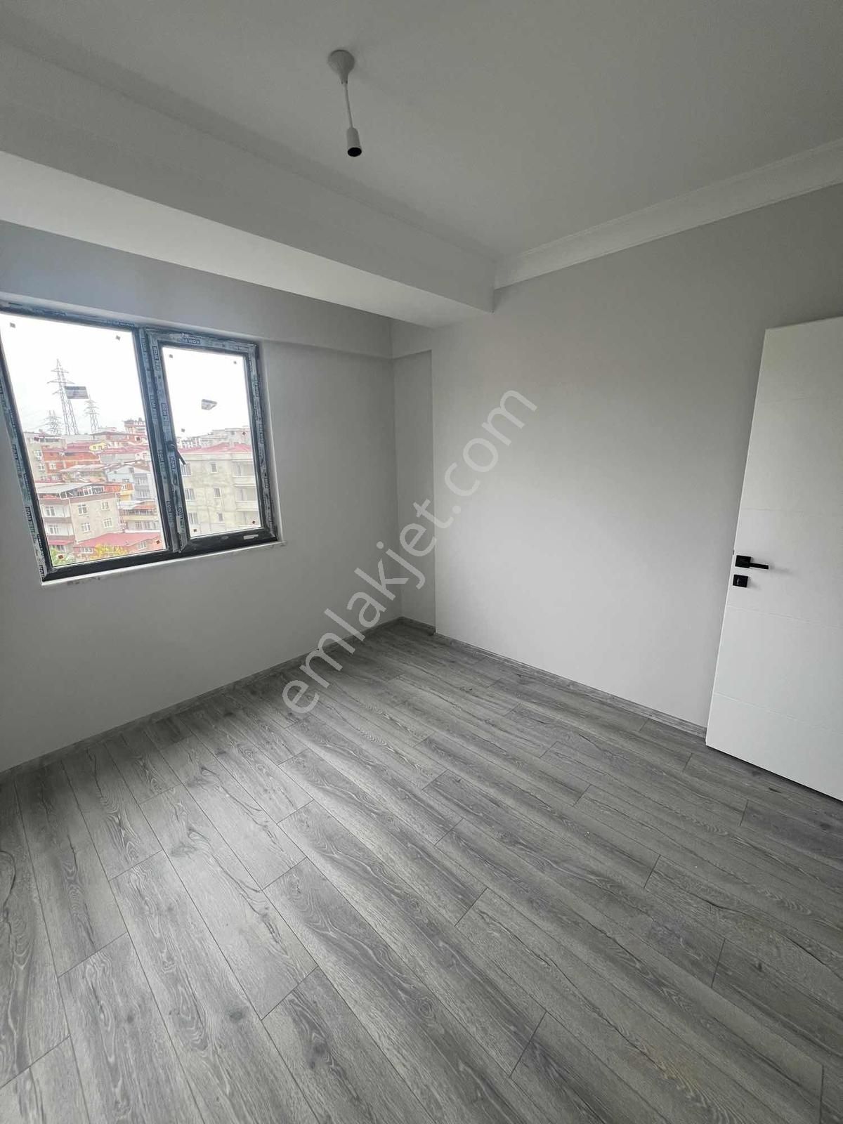 İlkadım'da Cadde Üzeri 3+1 - Görsel 2