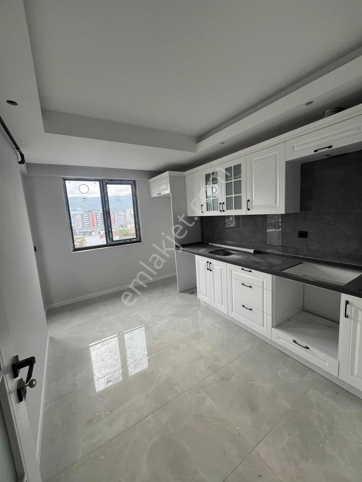 İlkadım'da Cadde Üzeri 3+1 - Görsel 21