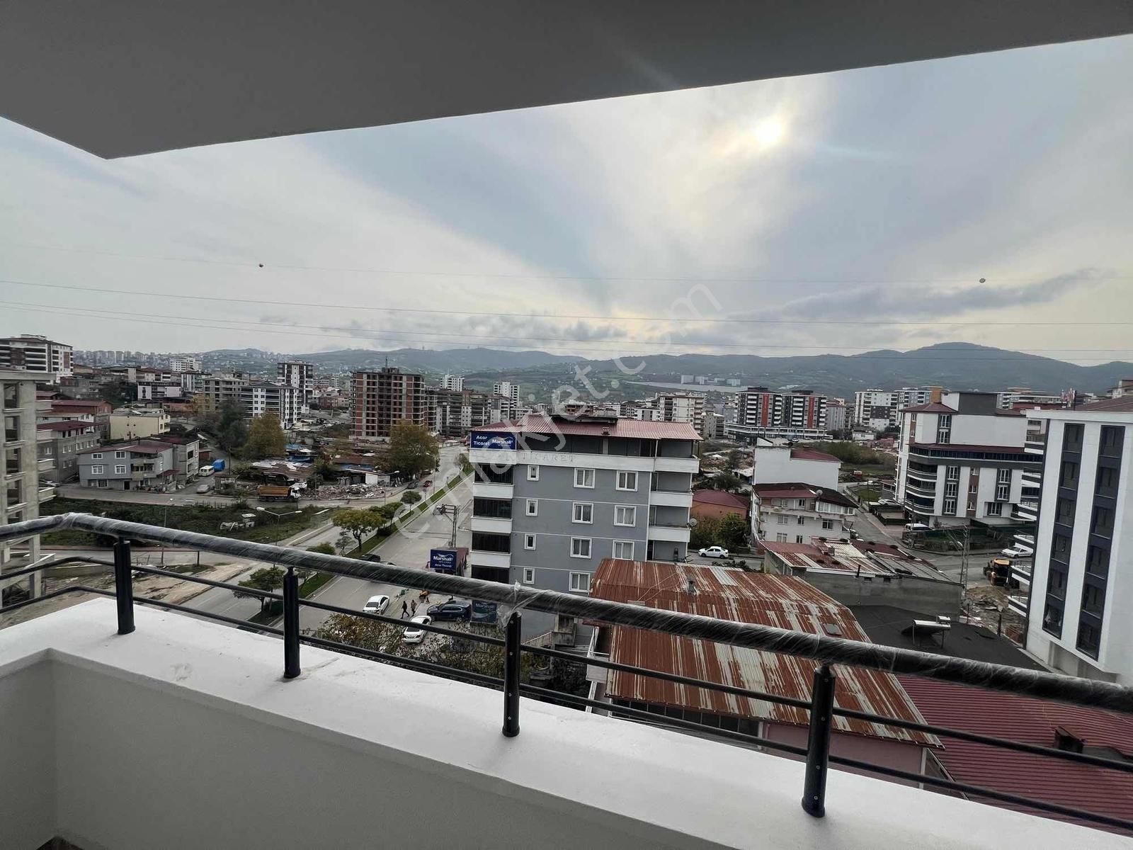 İlkadım'da Cadde Üzeri 3+1 - Görsel 8