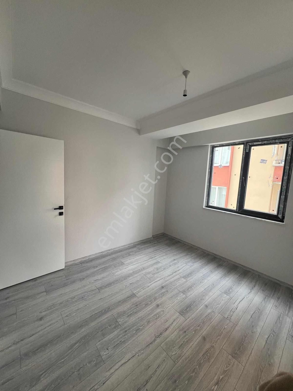 İlkadım'da Cadde Üzeri 3+1 - Görsel 14