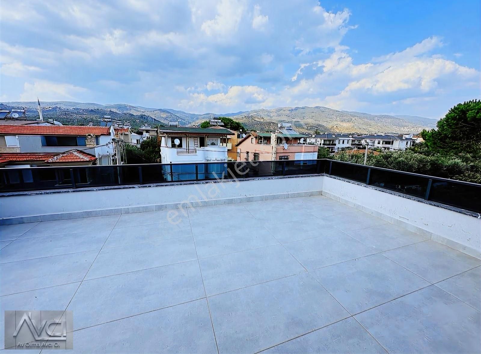 Avcı'dan Altınoluk Narlıda Denize 100mt Sıfır Müstakil 4+2 Villa - Görsel 2