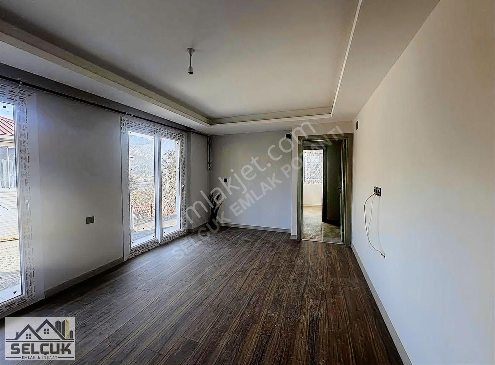 Pozantı Selçuk Emlaktan Cumhuriyet Mah. Satılık 2+1 Daire - Görsel 13
