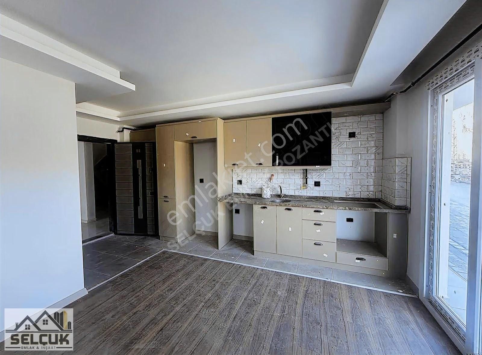 Pozantı Selçuk Emlaktan Cumhuriyet Mah. Satılık 2+1 Daire - Görsel 2