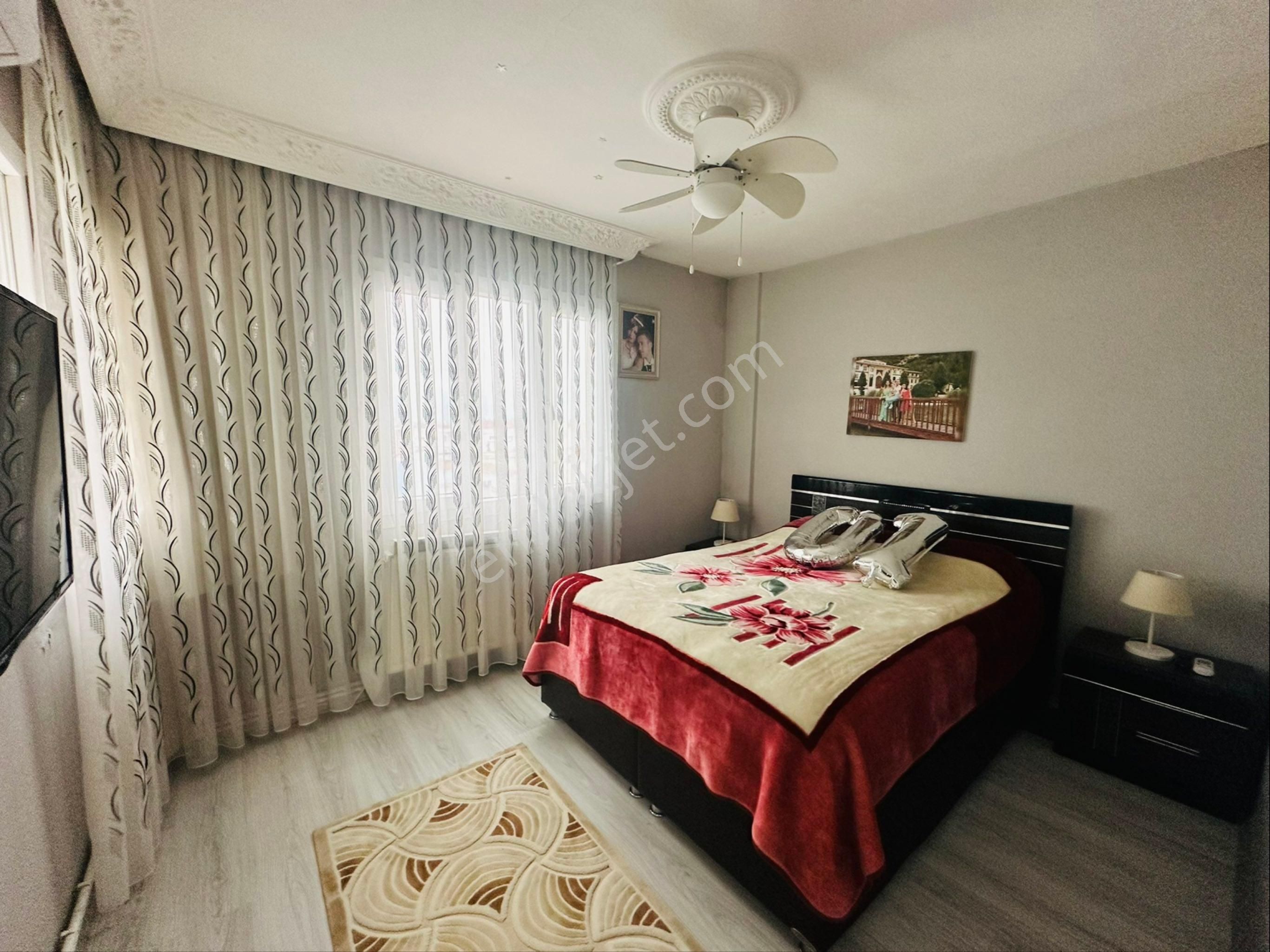 A Plus Gayrimenkulden Cadde Üzeri Bakımlı 3+1 Satılık Daire - Görsel 20