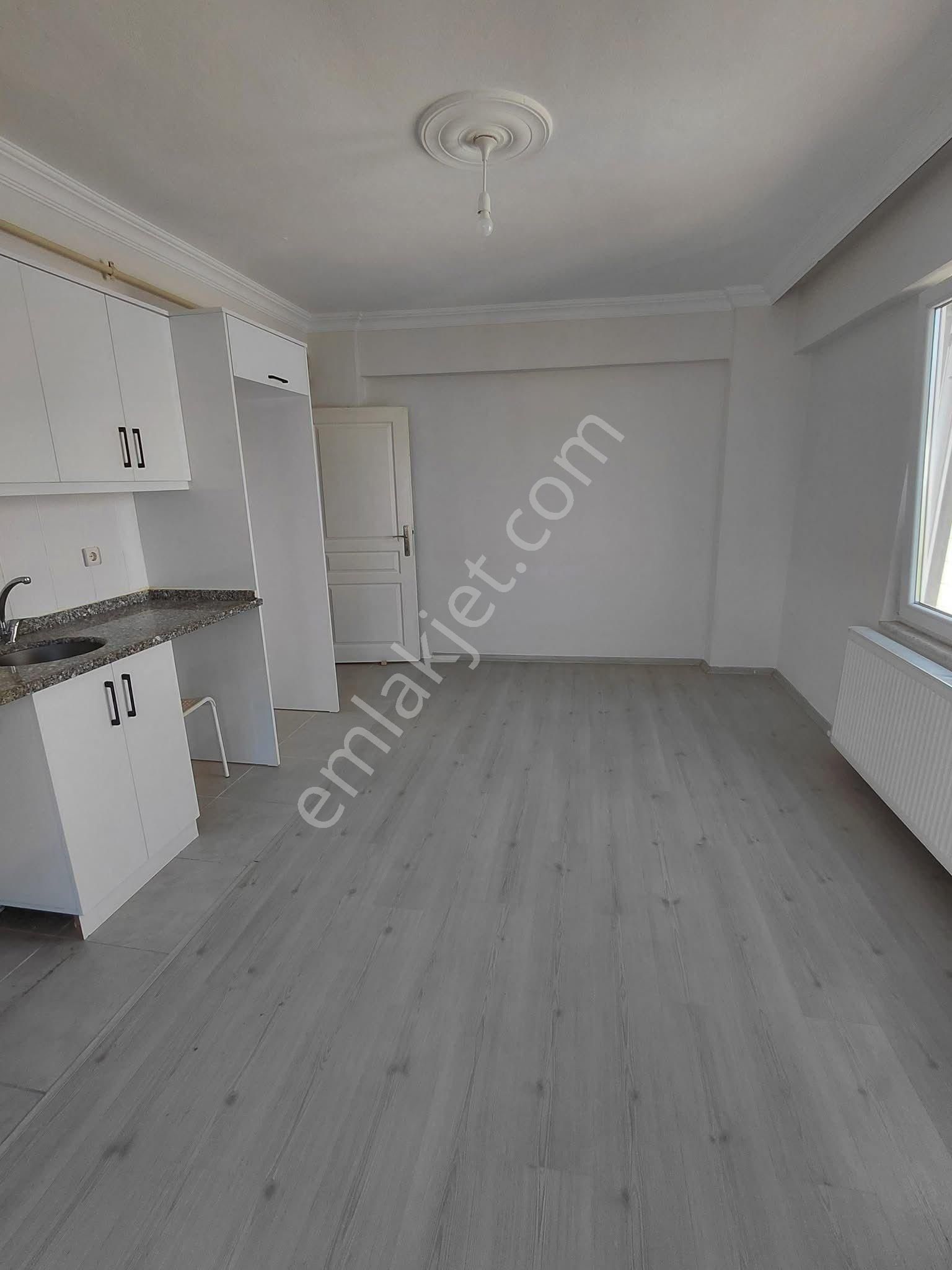 Karasuda Denize Yakın Daireler Çiğdem Emlakta - Görsel 18