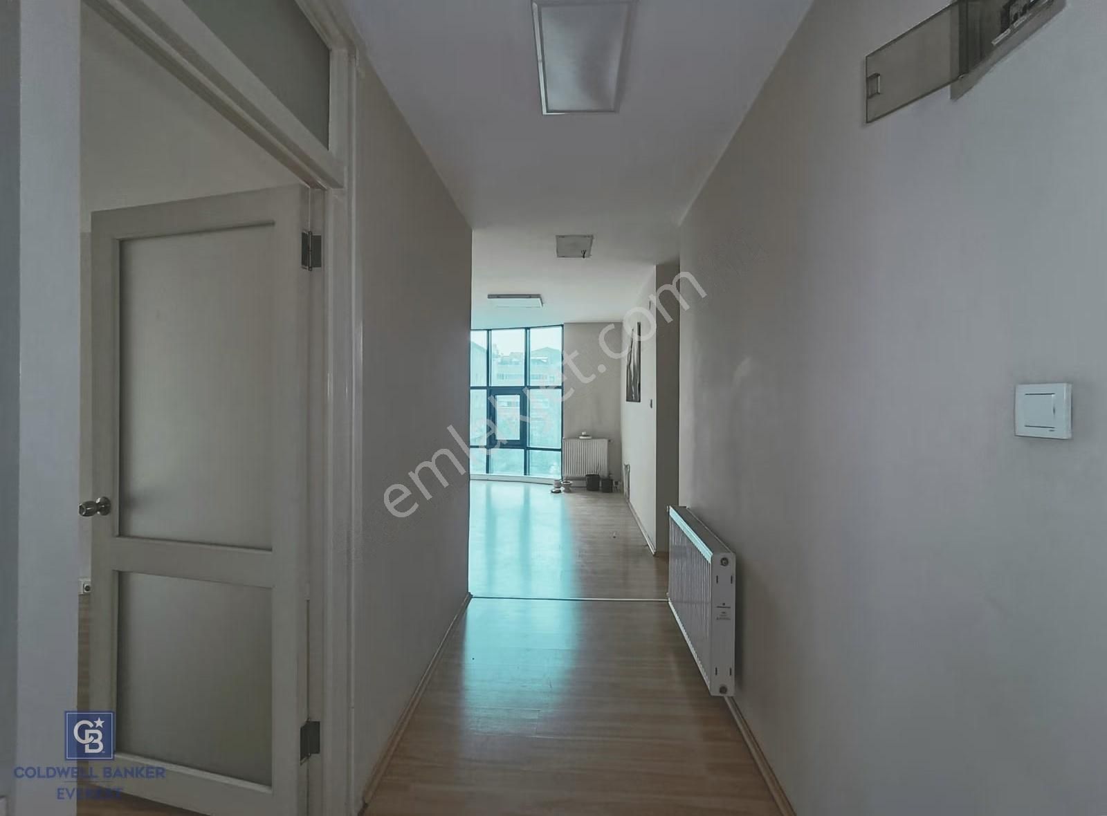 Kükürtlü Caddesi'nde Ofis Fırsatı - Görsel 9