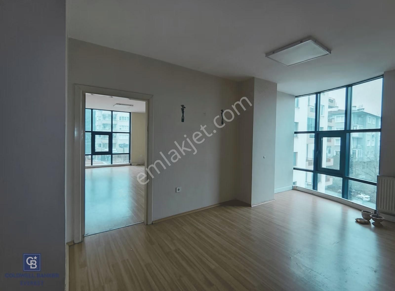 Kükürtlü Caddesi'nde Ofis Fırsatı - Görsel 31